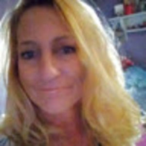 Meet your Posher, Jenn